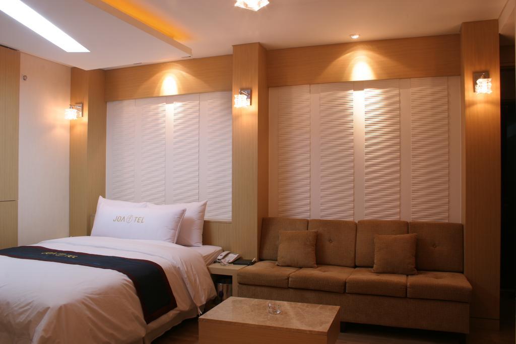 Java Motel Сеул Номер фото